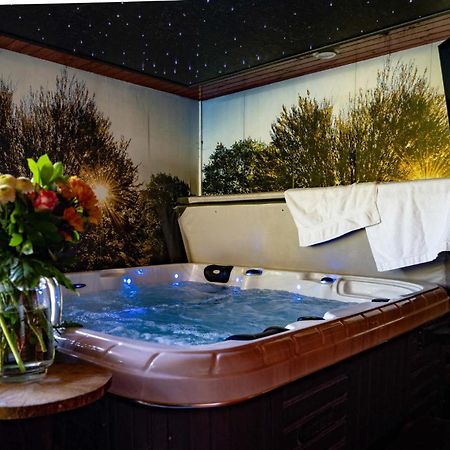 Drents Genieten - Dopheide Met Prive Jacuzzi En Sauna Erm Ngoại thất bức ảnh